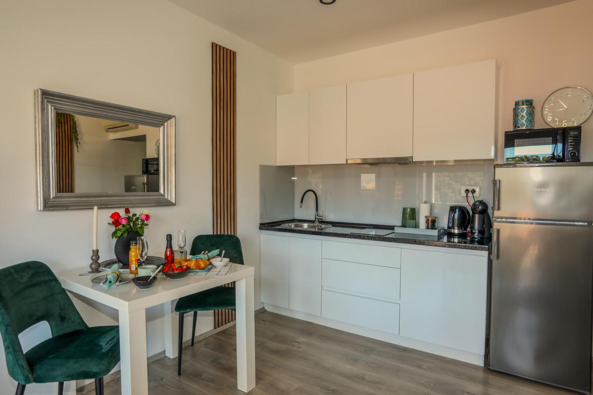 Juric 32 - Boutique Apartments Hvar Town Exterior photo